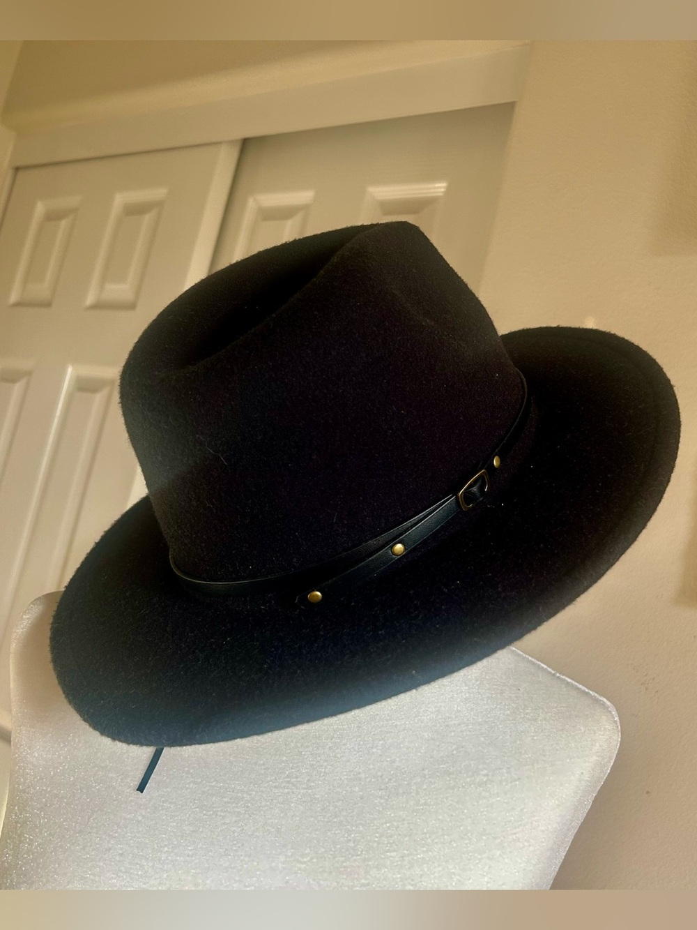 SHEIN Black Felt Fedora with Studded Faux-Leather Band